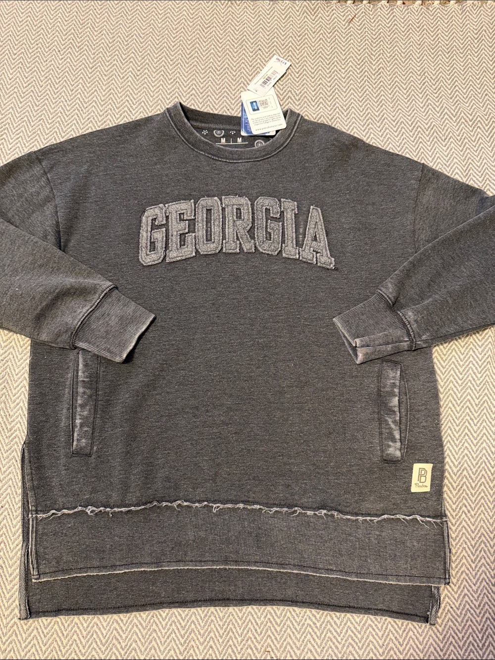 Georgia Bulldogs Embroidered Crewneck Sweatshirt - Charcoal